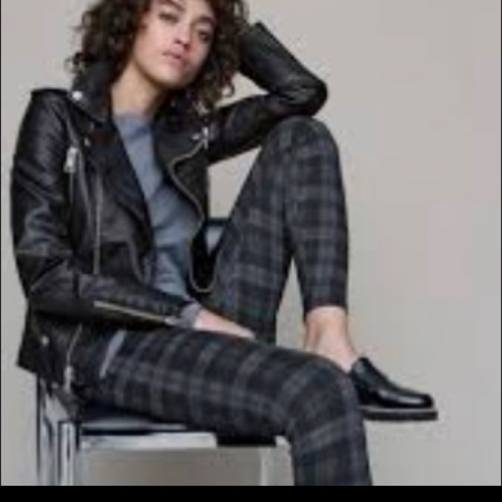 LYSSE Ponte High waisted Legging Charcoal  - Picture 10 of 17